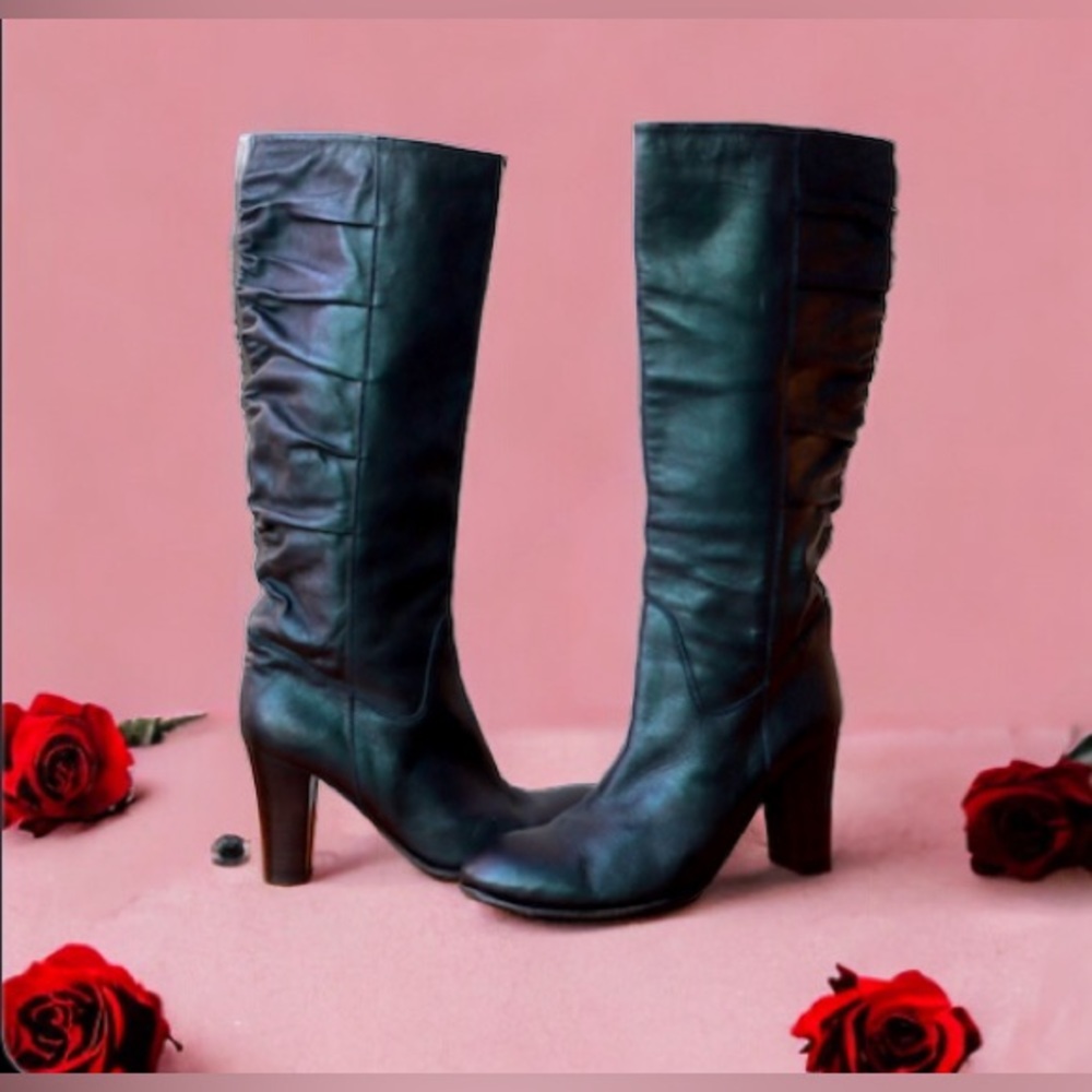 Sale 🔥 Authentic Hugo Boss iridescent Leather Boots! - Picture 4 of 12